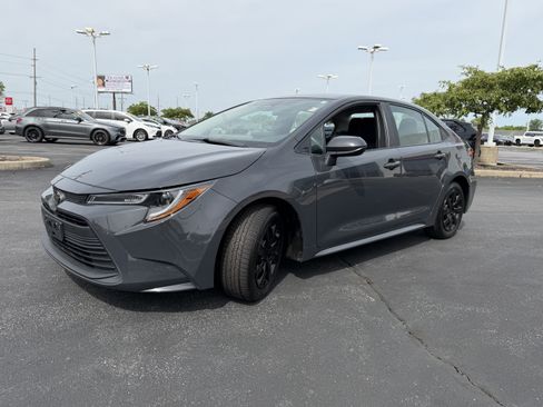 Certified 2024 Toyota Corolla LE FWD image 3