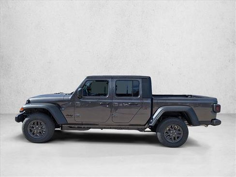 New 2026 Jeep Gladiator Sport AWD/4WD image 9