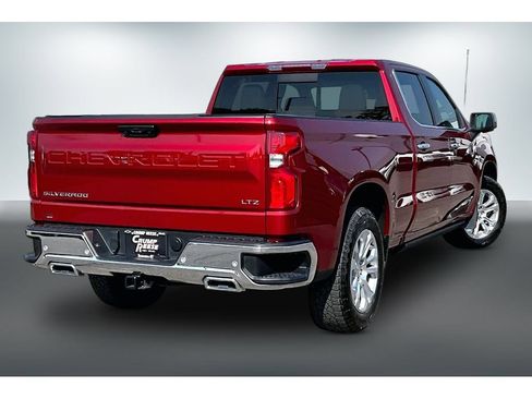 Used 2024 Chevrolet Silverado 1500 LTZ w/ LTZ Convenience Package II AWD/4WD image 6
