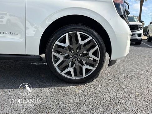New 2026 Ford Expedition Platinum w/ Platinum Ultimate Package image 31