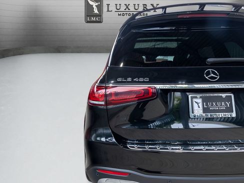 Used 2023 Mercedes-Benz GLS 450 4MATIC image 16