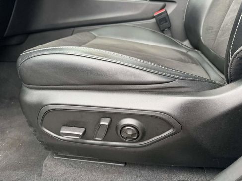 Used 2023 Jeep Grand Cherokee L Laredo AWD/4WD image 26