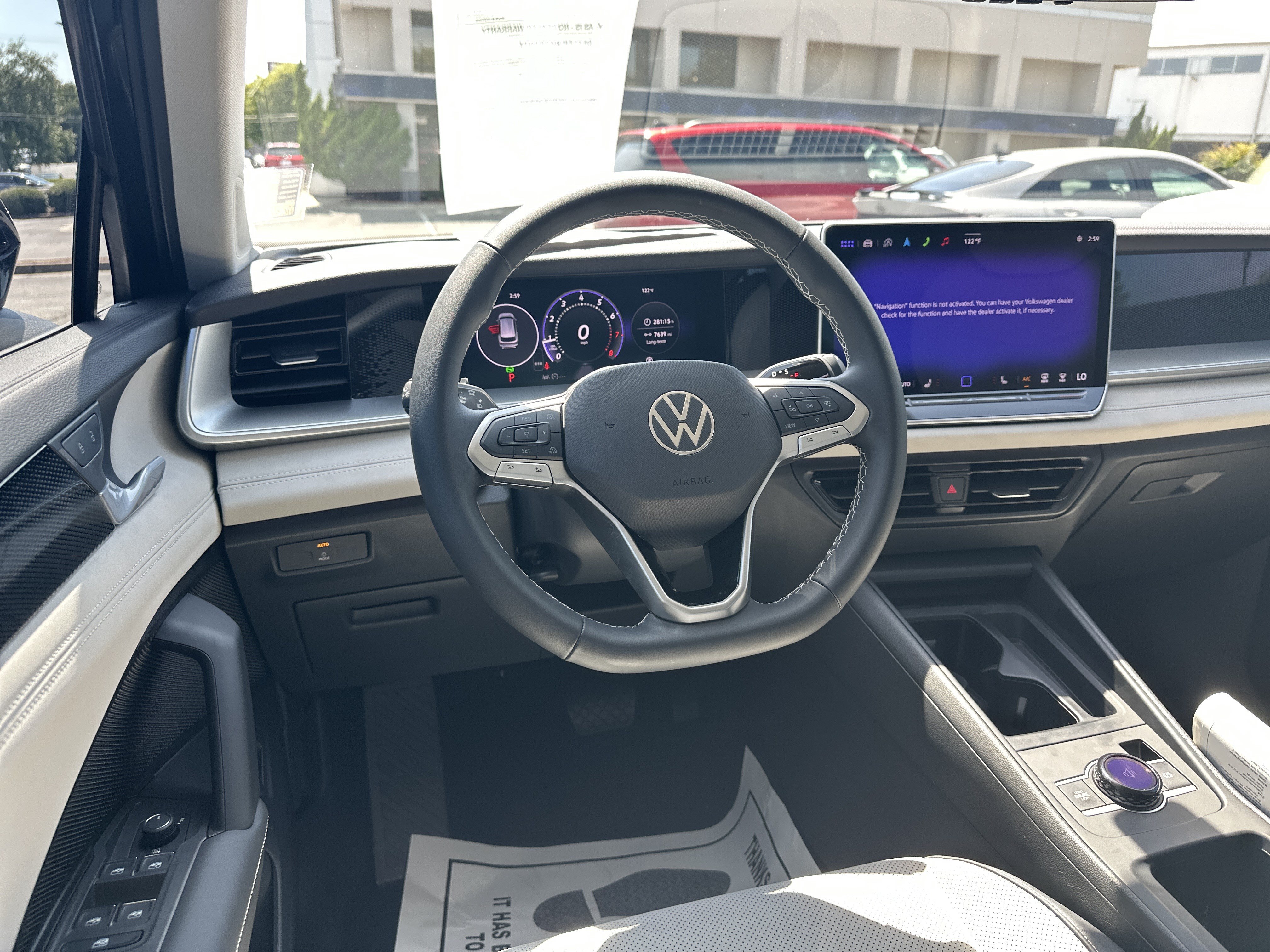 Used 2025 Volkswagen Tiguan SE FWD image 26