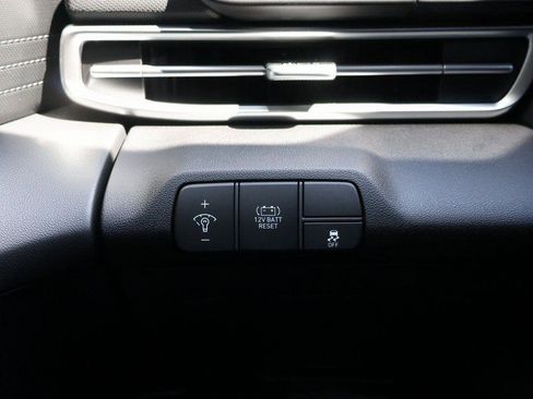 New 2026 Hyundai Elantra Blue image 32