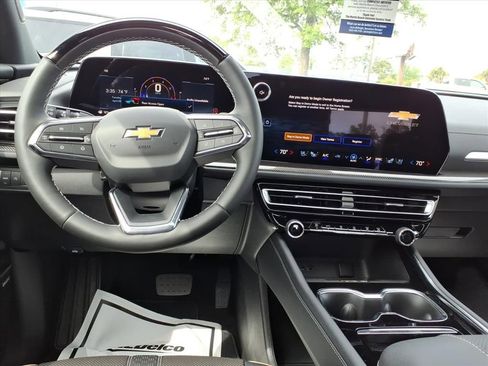 New 2026 Chevrolet Traverse High Country FWD image 13