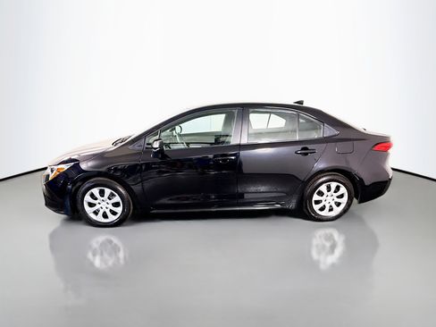 Used 2025 Toyota Corolla LE FWD image 6