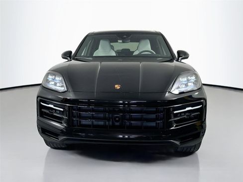 Certified 2025 Porsche Cayenne E-Hybrid AWD/4WD image 10