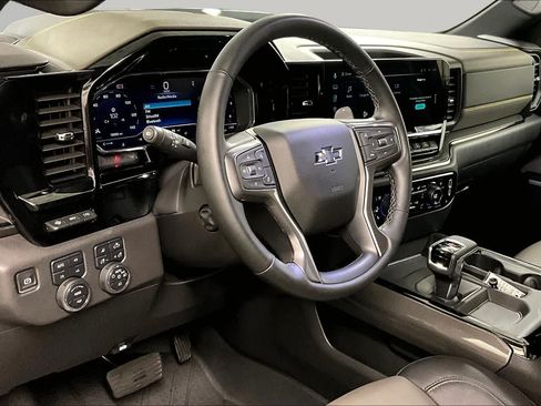 Used 2025 Chevrolet Silverado 1500 ZR2 w/ Technology Package AWD/4WD image 16