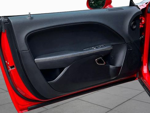 Used 2019 Dodge Challenger SRT Hellcat Redeye RWD image 24