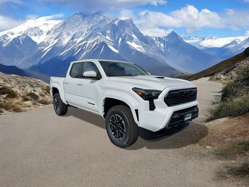 Certified 2026 Toyota Tacoma TRD Sport image 7