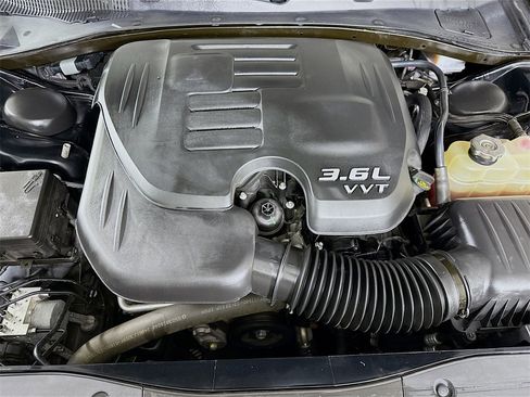 Used 2019 Dodge Charger SXT w/ Cold Weather Package image 34