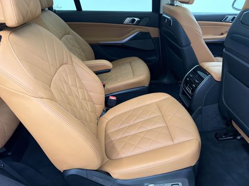 Used 2024 BMW X7 xDrive40i w/ Executive Package AWD/4WD image 30
