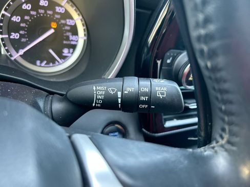 Used 2022 Toyota Highlander XSE FWD image 20