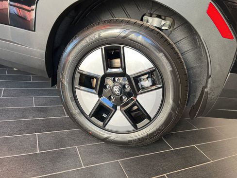 New 2026 Hyundai Santa Fe SE image 8