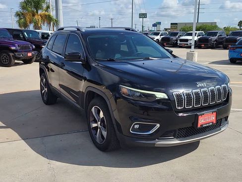 Used 2019 Jeep Cherokee Limited AWD/4WD image 2