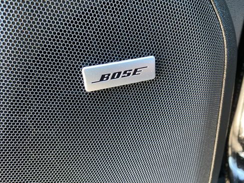 Used 2023 GMC Yukon XL AT4 image 37