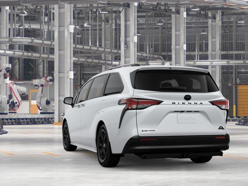 New 2026 Toyota Sienna XLE Woodland Edition image 7