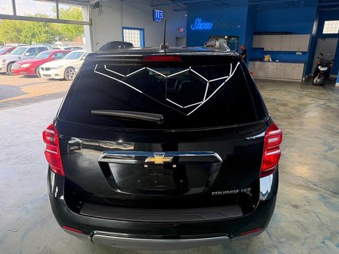 Used 2016 Chevrolet Equinox LTZ w/ Enhanced Convenience Package FWD image 11