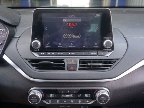 Used 2020 Nissan Altima 2.5 SV AWD/4WD image 11