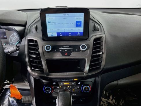 Used 2022 Ford Transit Connect XLT FWD image 21