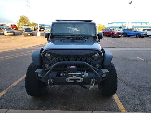 Used 2014 Jeep Wrangler Unlimited Rubicon w/ Connectivity Group AWD/4WD image 2