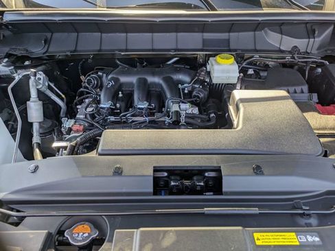 New 2026 Nissan Pathfinder Platinum FWD image 11