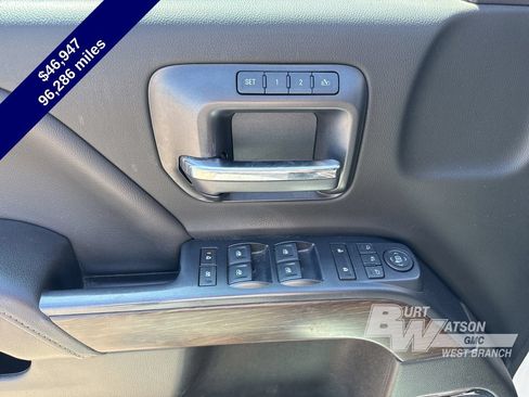Used 2019 GMC Sierra 2500 Denali w/ Duramax Plus Package AWD/4WD image 17