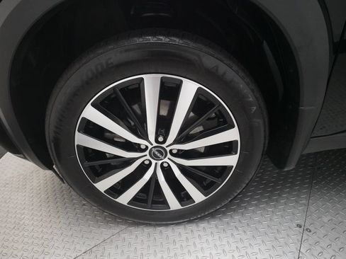 Used 2025 Nissan Pathfinder Platinum AWD/4WD image 27