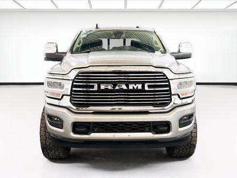 Used 2023 RAM 2500 Laramie AWD/4WD image 2