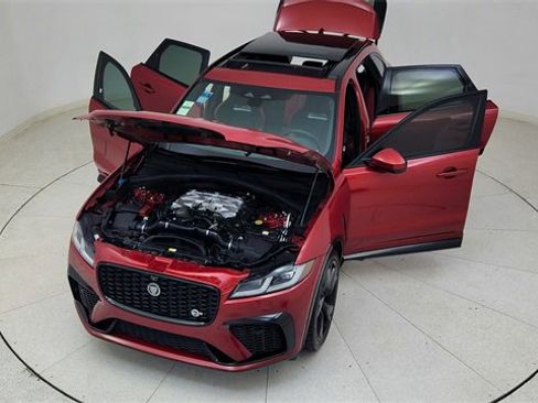 Used 2022 Jaguar F-PACE SVR image 87