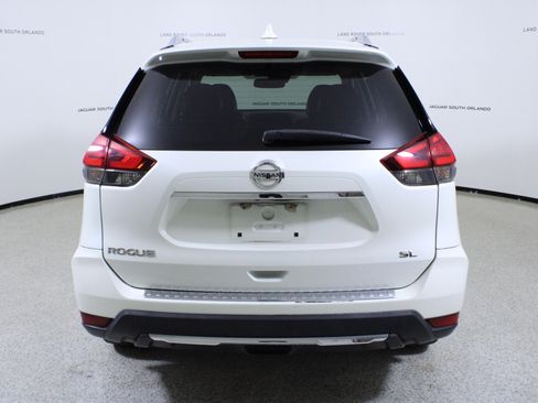 Used 2017 Nissan Rogue SL w/ SL Premium Package image 6