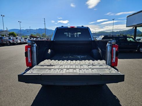 Certified 2024 Ford F350 Platinum w/ Tremor Off-Road Package AWD/4WD image 10