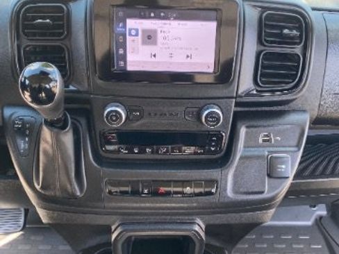 Used 2025 RAM ProMaster 2500 w/ Convenience Group FWD image 20
