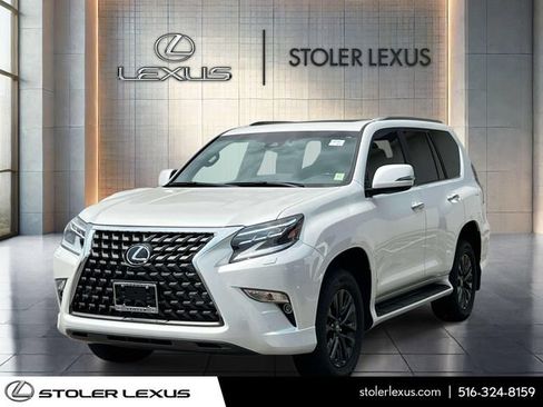 Used 2023 Lexus GX 460 Premium w/ Premium Package AWD/4WD image 3