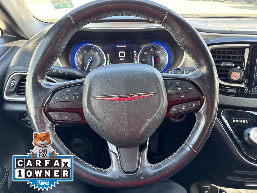 Used 2020 Chrysler Pacifica Touring w/ Advanced Safetytec Group FWD image 27