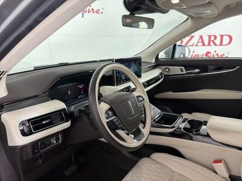Used 2023 Lincoln Nautilus Black Label AWD/4WD image 12
