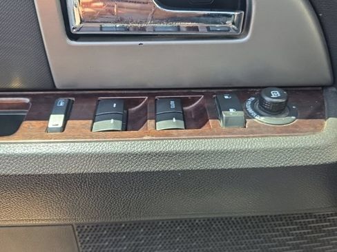 Used 2010 Ford Expedition Limited AWD/4WD image 11