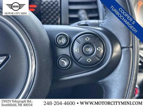 Used 2017 MINI Cooper S image 25