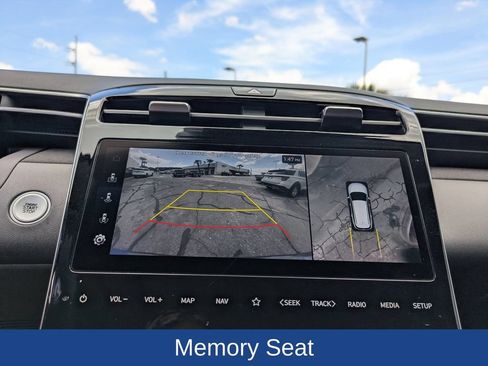 Used 2023 Hyundai Tucson Limited FWD image 23