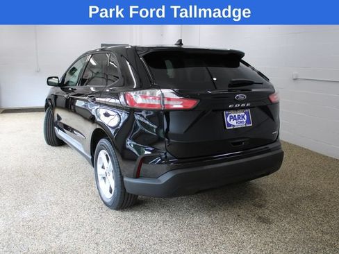 Used 2024 Ford Edge SE AWD/4WD image 3