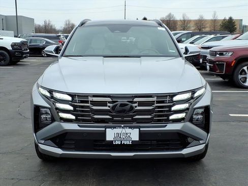 Used 2025 Hyundai Tucson Limited image 32