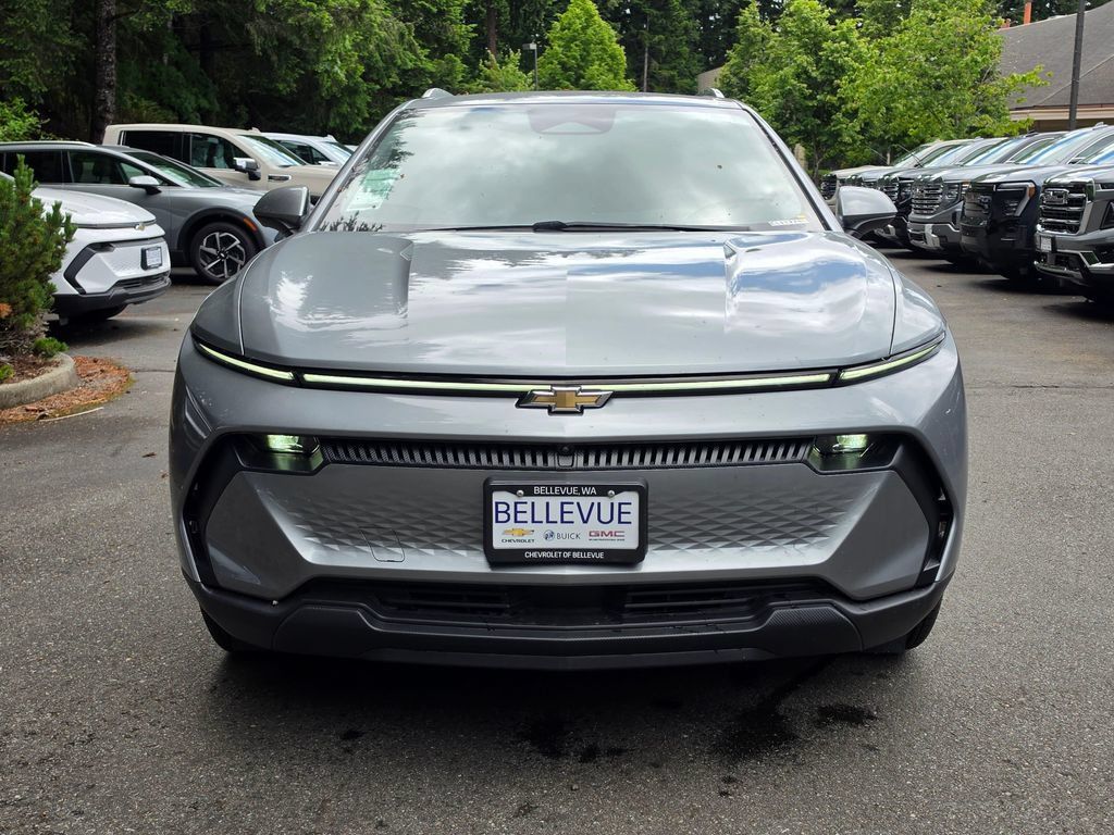 New 2026 Chevrolet Equinox EV LT AWD/4WD image 8
