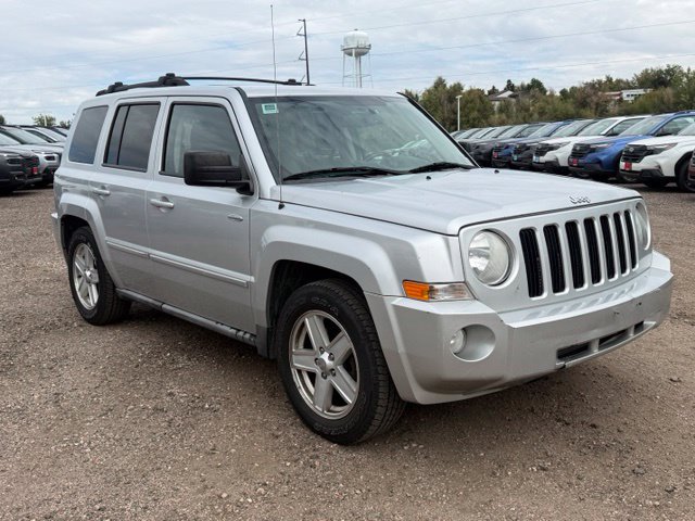 Used 2010 Jeep Patriot Latitude AWD/4WD image 8