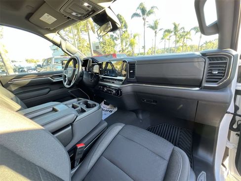 New 2025 Chevrolet Silverado 1500 LT image 29