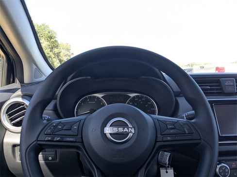 New 2025 Nissan Versa S w/ Trunk Package image 21