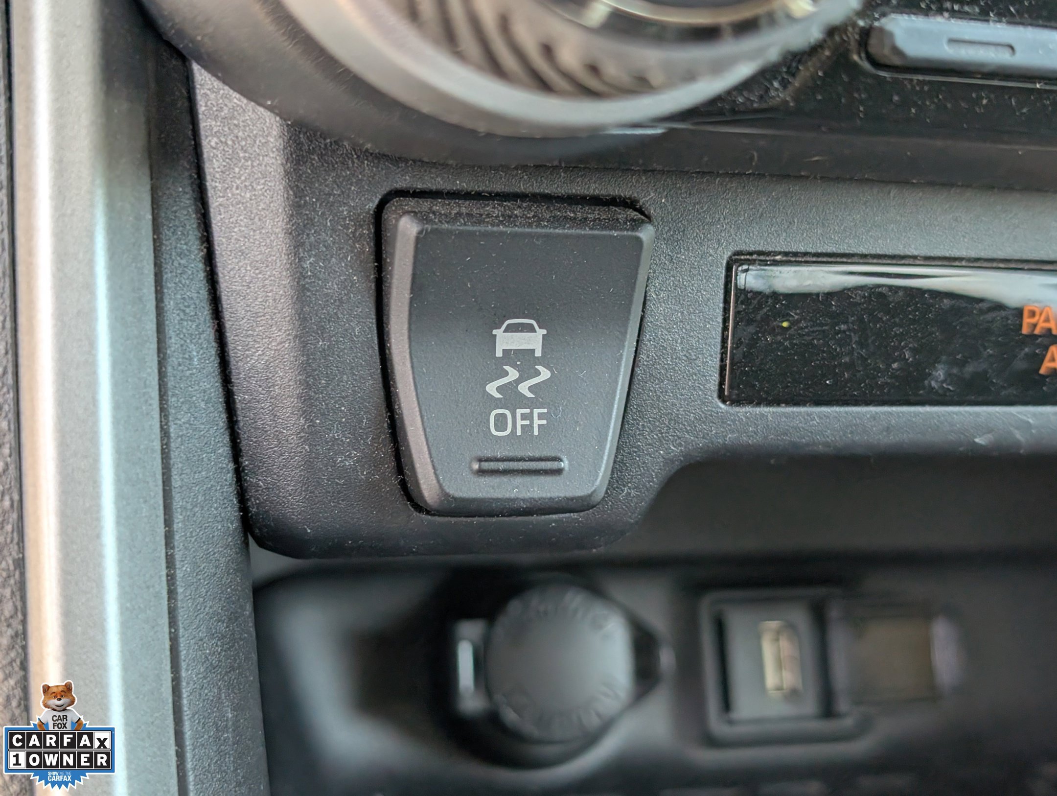 Used 2022 Toyota RAV4 XLE AWD/4WD image 22