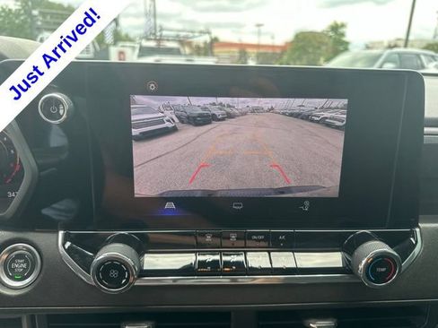 Used 2024 Chevrolet Colorado Trail Boss w/ Advanced Trailering Package AWD/4WD image 23