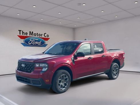New 2025 Ford Maverick XLT w/ XLT Luxury Package FWD image 8