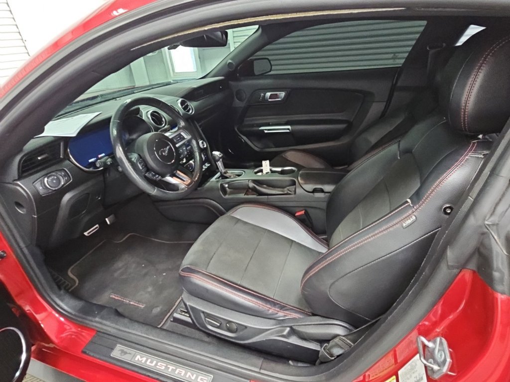 Used 2022 Ford Mustang GT Premium w/ Equipment Group 401A RWD image 12