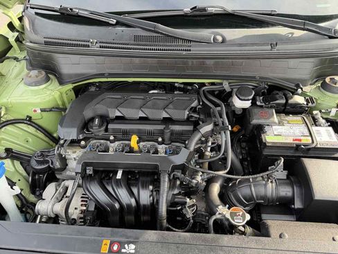 Used 2021 Hyundai Venue SE image 21